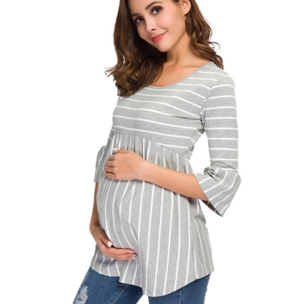 3/4 Bell Sleeve Maternity Tee New with Tags Medium